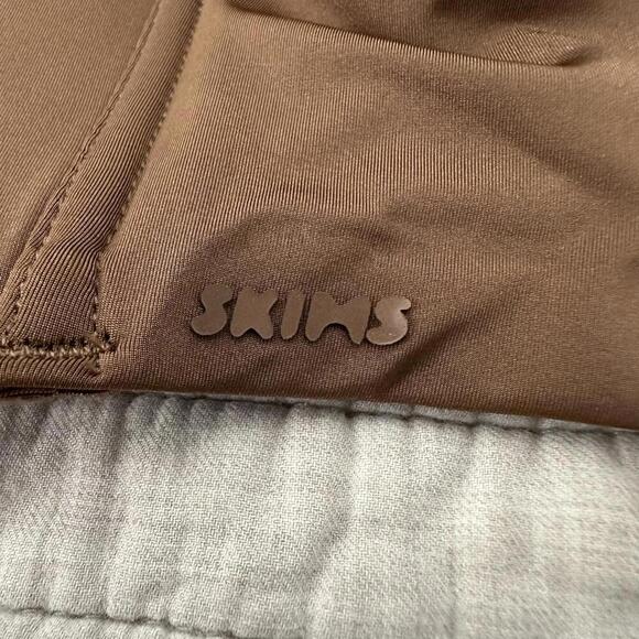 NWT Skims Wireless Lightly Lined Bra 36DDDD (US 36G, UK 36F) Brown Jasper - Picture 4 of 5